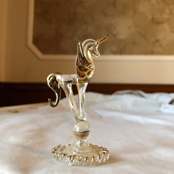 Glass Unicorn Figurine With Gold-Plated Wings, Horn And Tail - Picture 2 of 4